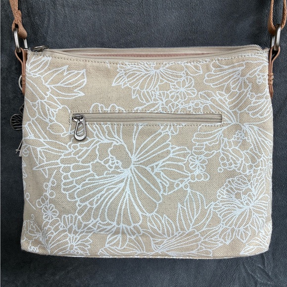 Sakroots - Picture 5 of 7